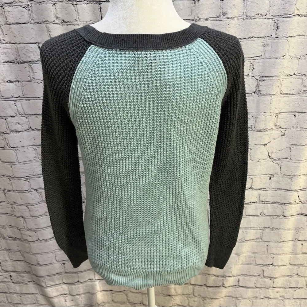 AMERICAN EAGLE Waffle Knit Raglan Pullover Sweater Blue/Gray S